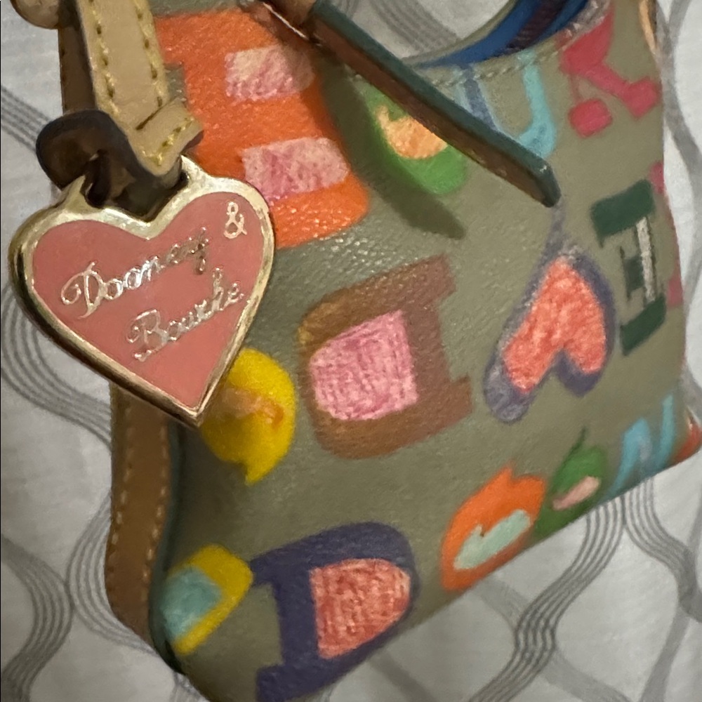 Dooney & Bourke y2k Bitsy vintage Mini Bag 🌈 - Picture 5 of 11